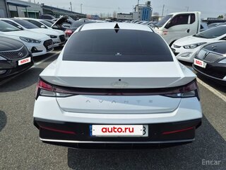 2023 Hyundai Avante VII Рестайлинг, белый, 2109750 рублей, вид 5