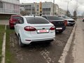 2016 Ford Fiesta Mk6 Рестайлинг, белый, 900000 рублей - вид 1