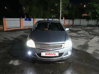 2007 Opel Astra GTC H Рестайлинг, серебристый, 400000 рублей, вид 3