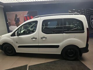 2012 Peugeot Partner II Рестайлинг, белый, 920000 рублей, вид 3