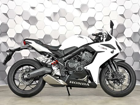 2024 Honda CBR 650R, белый, 1199000 рублей, вид 3