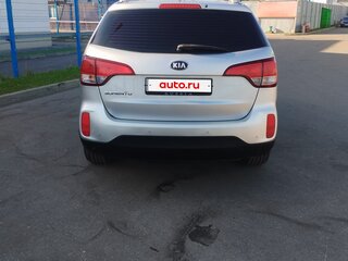 2012 Kia Sorento II Рестайлинг, серебристый, 1400000 рублей, вид 5