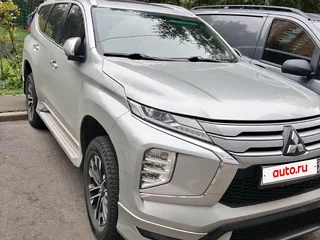 2023 Mitsubishi Montero Sport III Рестайлинг, серебристый, 5250000 рублей, вид 1