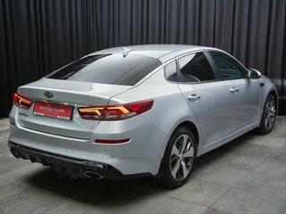 2019 Kia Optima IV Рестайлинг, серебристый, 2097000 рублей, вид 4