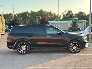 2020 Mercedes-Benz GLS 450 II (X167), чёрный, 9000000 рублей, вид 2
