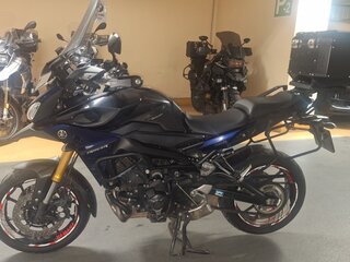 2015 Yamaha MT-09 Tracer (FJ-09), серый, 610000 рублей, вид 2