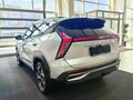 2026 Geely Atlas II, серебристый - вид 4