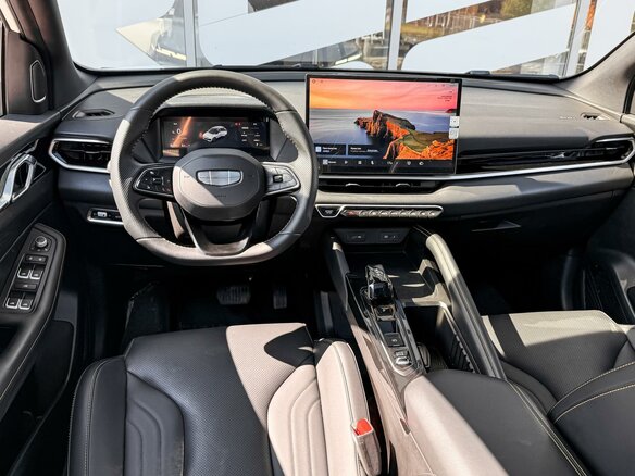 2025 Geely Coolray (Binyue L) I Рестайлинг 2, белый - вид 5