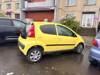 2007 Peugeot 107 I, жёлтый, 200000 рублей, вид 3