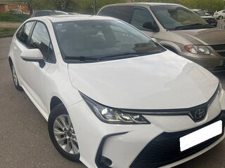 2023 Toyota Corolla XII (E210) Рестайлинг, белый, 1540000 рублей, вид 3