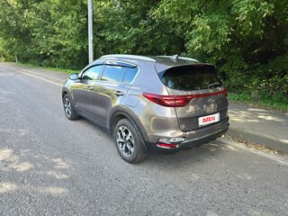 2019 Kia Sportage IV Рестайлинг, коричневый, 2320000 рублей, вид 5