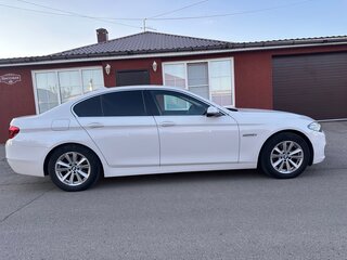 2014 BMW 5 серии 528i xDrive VI (F10/F11/F07) Рестайлинг, белый, 2250000 рублей, вид 4
