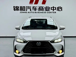 2022 Toyota Yaris L X XP150 Рестайлинг, белый, 949100 рублей, вид 2