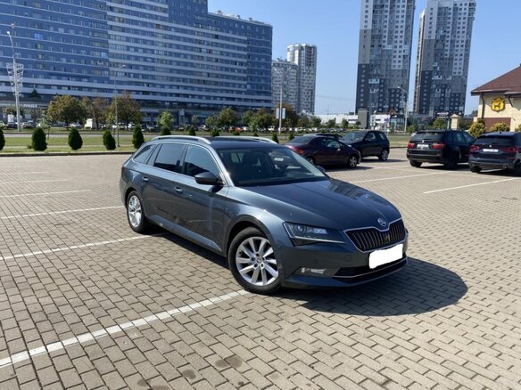2017 Skoda Superb III, серый, 1495000 рублей - вид 5