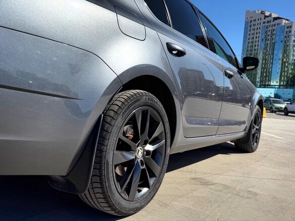 2020 Skoda Octavia III (A7) Рестайлинг, чёрный, 1900000 рублей - вид 17
