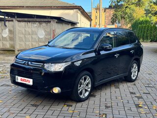 2012 Mitsubishi Outlander III, чёрный, 1175000 рублей, вид 1