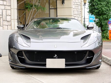 2022 Ferrari 812 GTS, серый, 44400000 рублей, вид 2