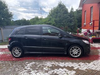 2009 Mercedes-Benz B-Класс 180 I (W245), чёрный, 800000 рублей, вид 2