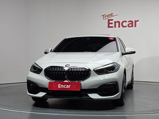 2020 BMW 1 серии 118d III (F40), белый, 2270000 рублей, вид 2