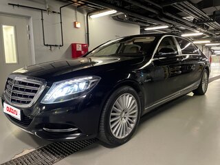 2017 Mercedes-Benz Maybach S-Класс 500 I (X222), чёрный, 3200000 рублей, вид 2