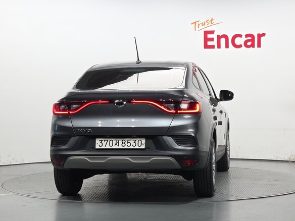 2022 Renault Samsung XM3, серый, 1552000 рублей - вид 4