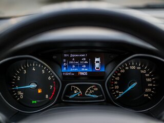 2018 Ford Focus III Рестайлинг, красный, 1210000 рублей, вид 5