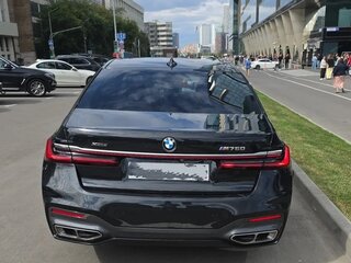 2020 BMW 7 серии Long M760Li xDrive VI (G11/G12) Рестайлинг, чёрный, 6900000 рублей, вид 3