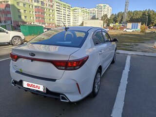 2021 Kia Rio IV Рестайлинг, белый, 1160000 рублей, вид 3