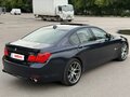 2008 BMW 7 серии 750i V (F01/F02/F04), синий - вид 3