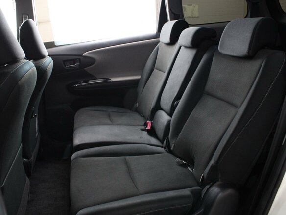 2010 Toyota Wish II, белый - вид 10