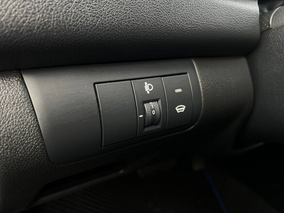 2011 Kia Cerato 6-speed II, серебристый, 650000 рублей - вид 19