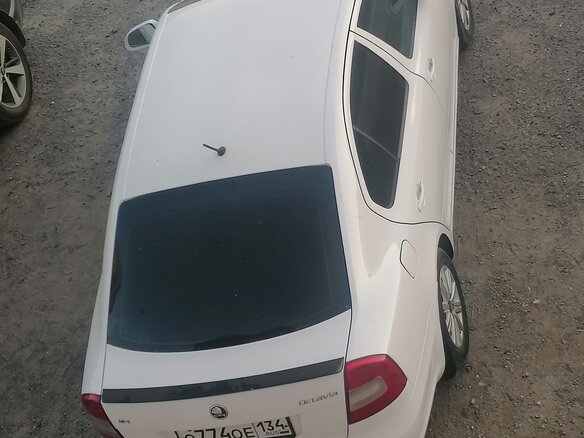 2012 Skoda Octavia II (A5) Рестайлинг, белый, 511000 рублей - вид 1