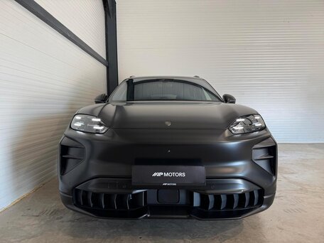 2026 Porsche Cayenne Coupé Turbo Electric IV, чёрный, 12390000 рублей, вид 2