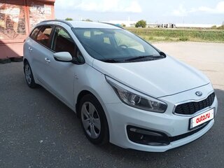 2018 Kia Ceed II Рестайлинг, белый, 1150000 рублей, вид 2