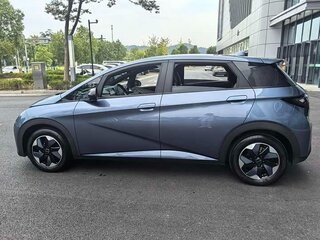 2026 BYD Dolphin 44.9 kWh I, голубой, 1790000 рублей, вид 4