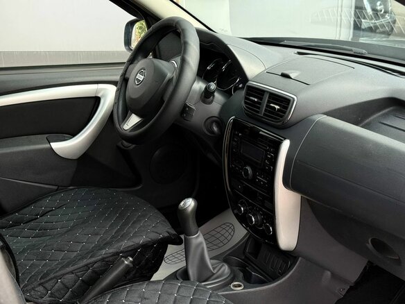 2017 Nissan Terrano III (D10), чёрный, 1082000 рублей - вид 11