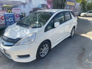 2011 Honda Fit Shuttle I, белый, 750000 рублей, вид 2