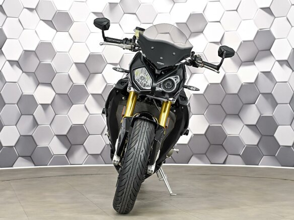 2020 BMW S 1000 R, чёрный, 1249000 рублей - вид 4