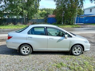 2005 Honda Fit Aria, серебристый, 365000 рублей, вид 2