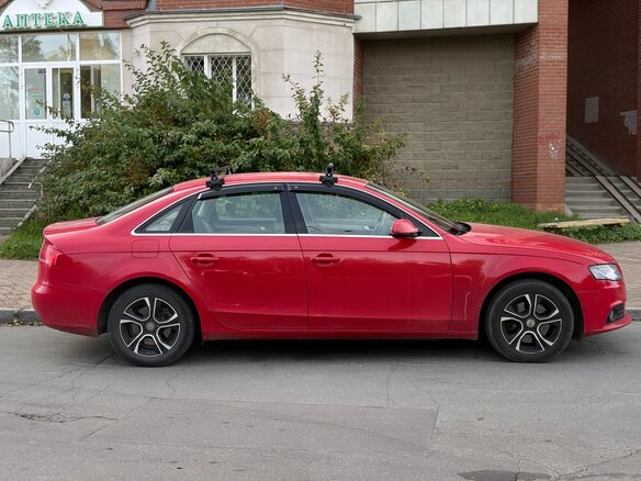 2011 Audi A4 IV (B8), красный, 1199000 рублей - вид 3