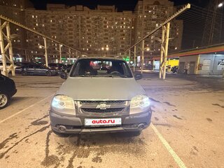2012 Chevrolet Niva I Рестайлинг, серый, 260000 рублей, вид 2