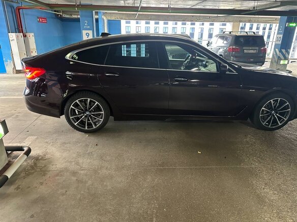 2018 BMW 6 серии Gran Turismo 630d IV (G32), красный, 3300000 рублей - вид 2