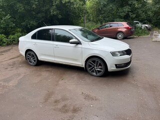 2018 Skoda Rapid I Рестайлинг, белый, 1500000 рублей, вид 2