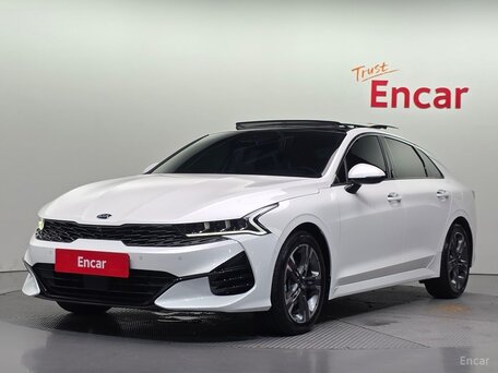 Kia K5 III