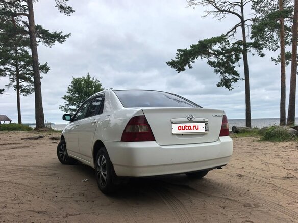 2000 Toyota Corolla VIII (E110), белый, 315000 рублей - вид 3