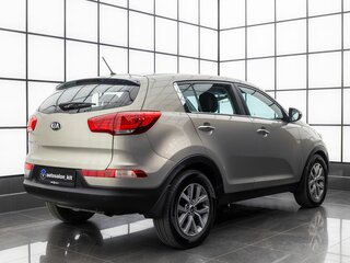 2015 Kia Sportage III Рестайлинг, серебристый, 1349000 рублей, вид 4