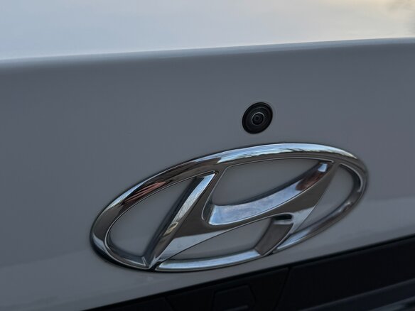 2023 Hyundai Elantra VII (CN7), белый, 1420000 рублей - вид 13