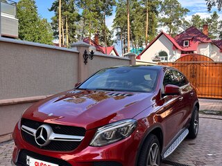 2017 Mercedes-Benz GLE Coupe 400 I (C292), красный, 5400000 рублей, вид 1