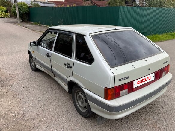 2005 Lada (ВАЗ) 2114, белый, 75000 рублей - вид 4