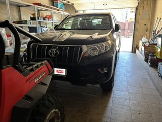 2019 Toyota Land Cruiser Prado 150 Series Рестайлинг 2, чёрный, 5100000 рублей, вид 1